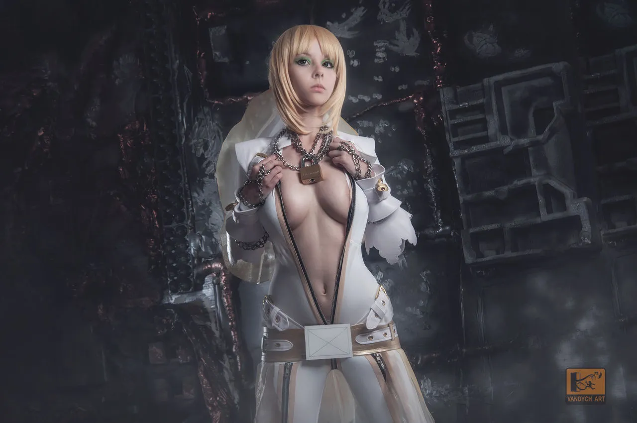 Hình Cosplay Chapter 351 - Helly Valentine - Trang 24