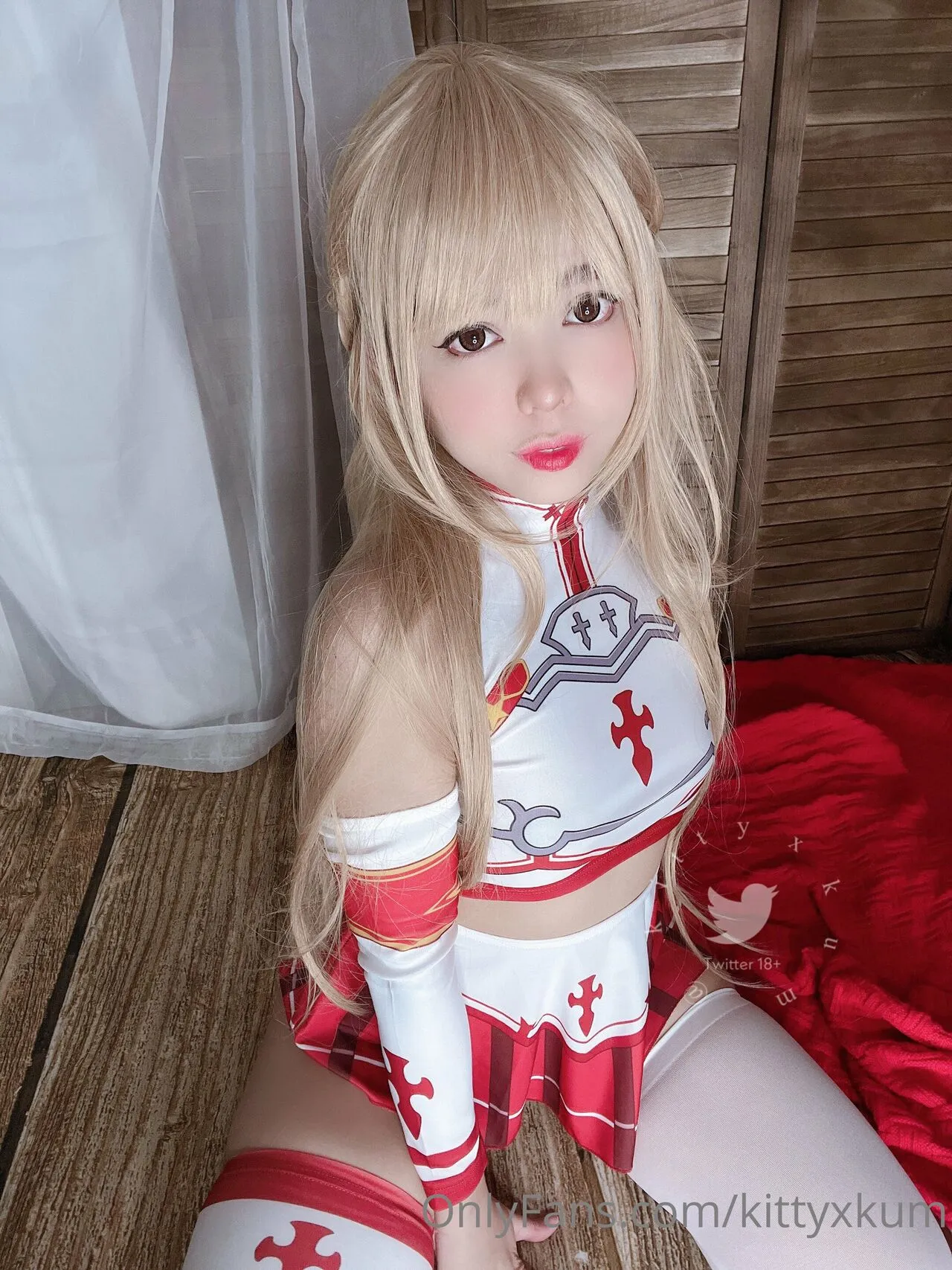 Hình Cosplay Chapter 505 - KittyxKum - Trang 73